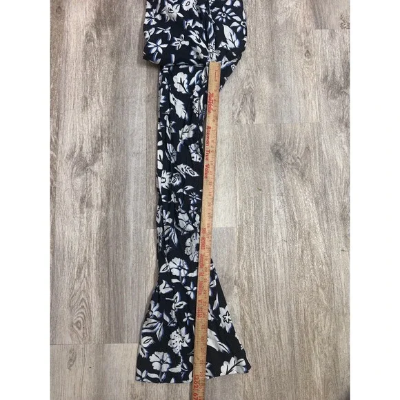 Zara Floral High Waisted Wide Leg Flare Pants Black White Blue Boho Size Medium - Picture 7 of 9